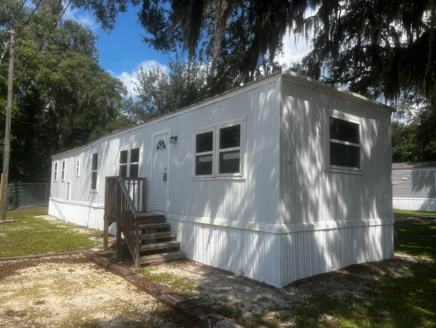 Palatka Apartment: 7017 Silver Lake Drive
