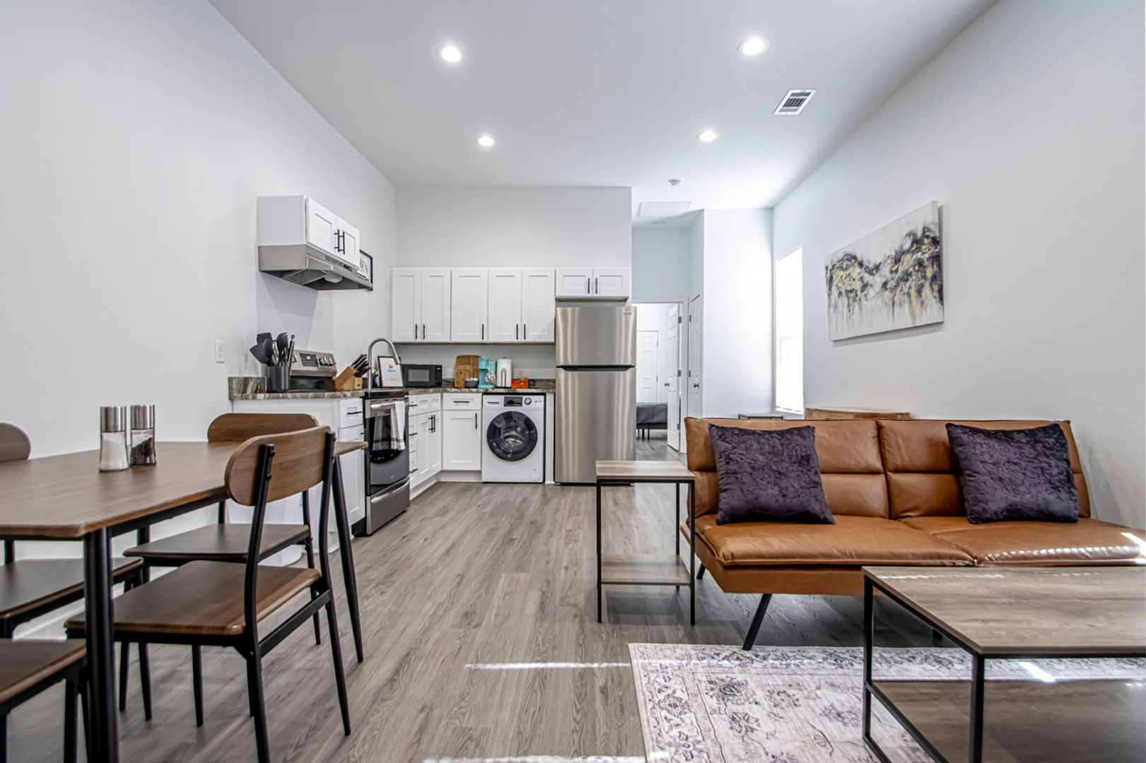 Little Rock Apartment: 223 S Park St