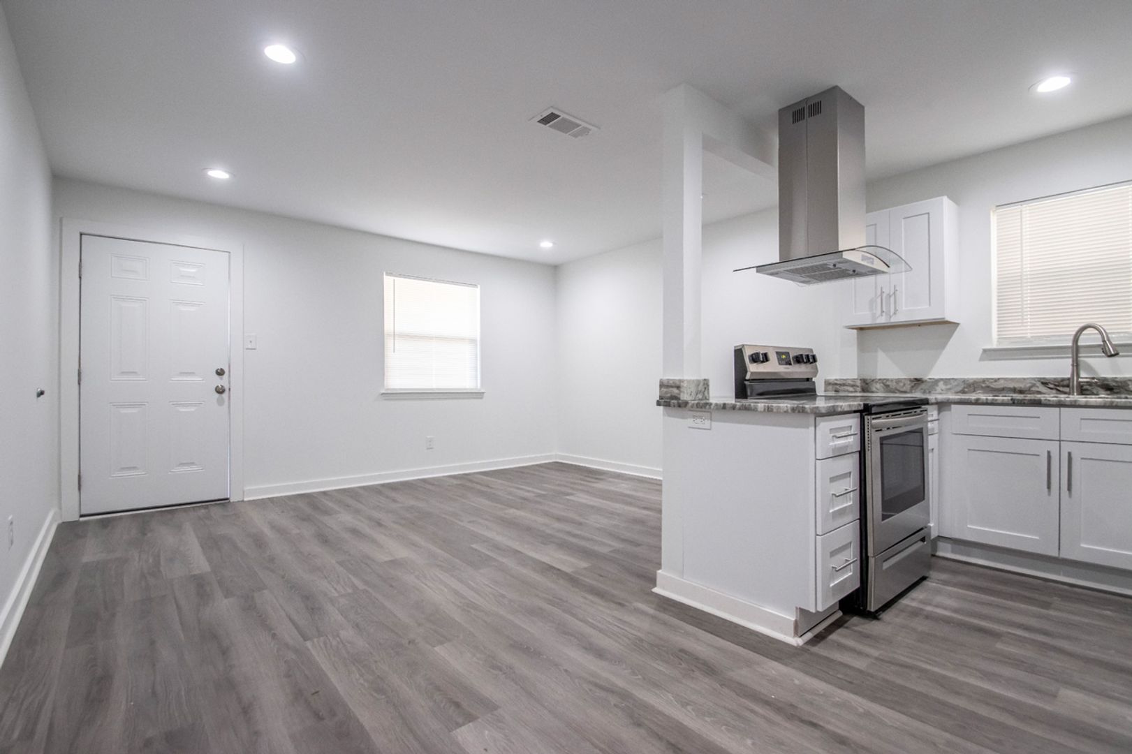 Little Rock Apartment: 201 N Pierce St