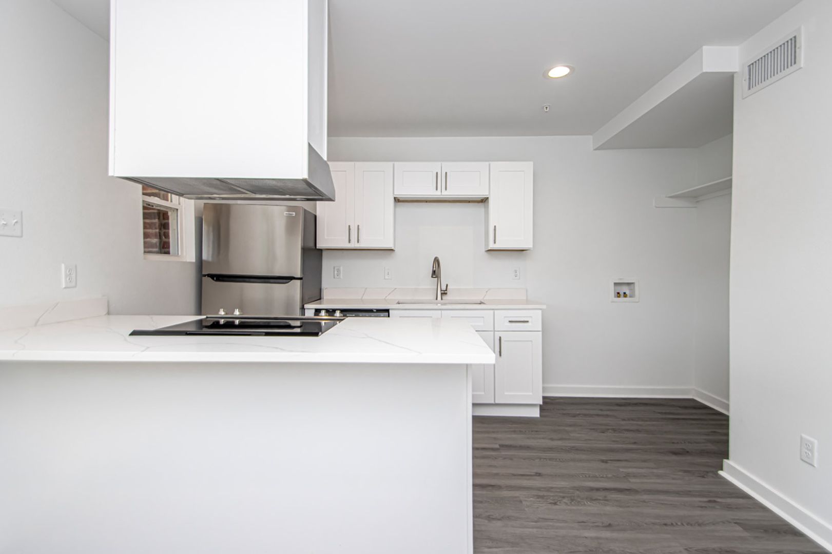 Little Rock Apartment: 2001 Sanford Dr