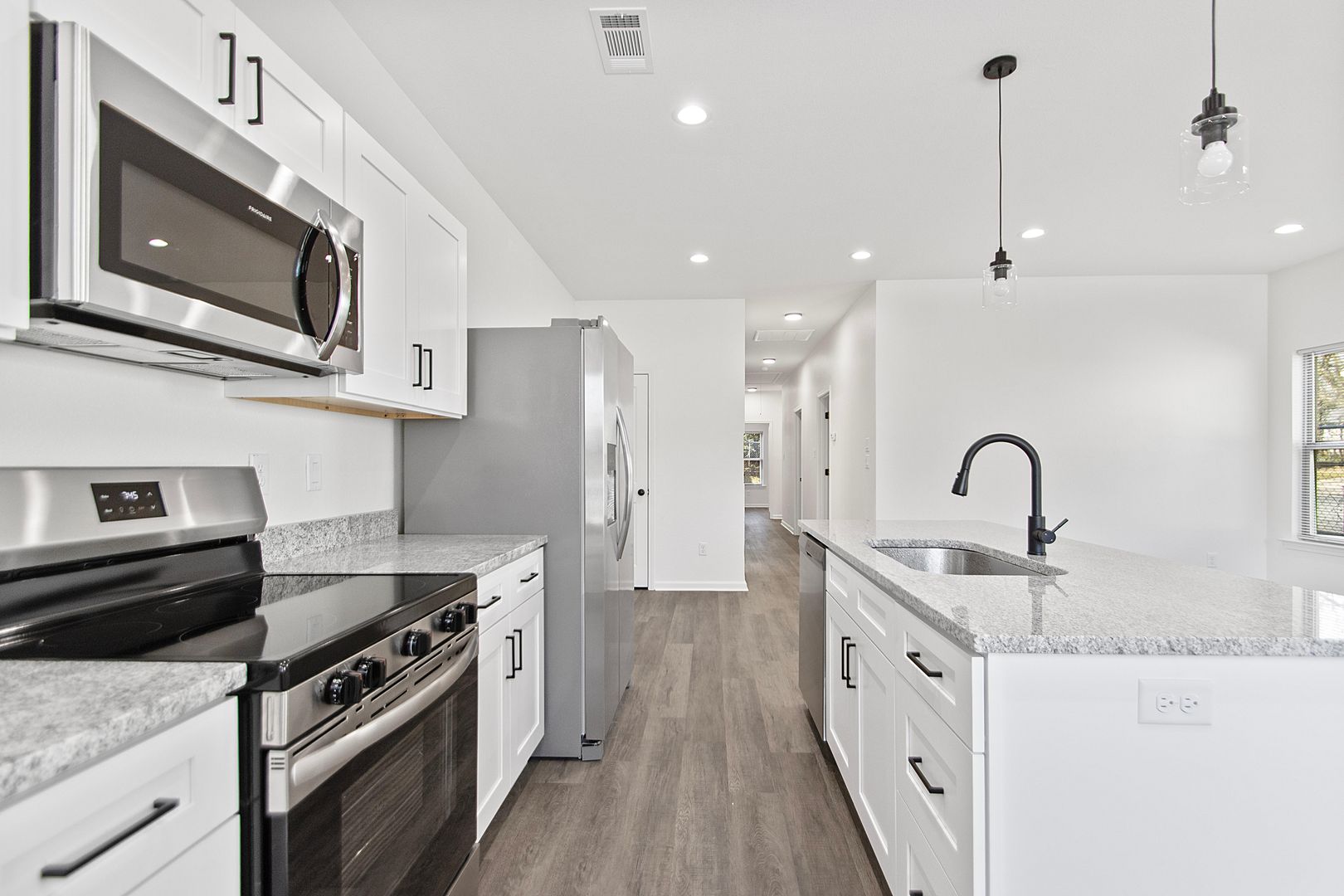 Little Rock Apartment: 1800 S. Harrison St