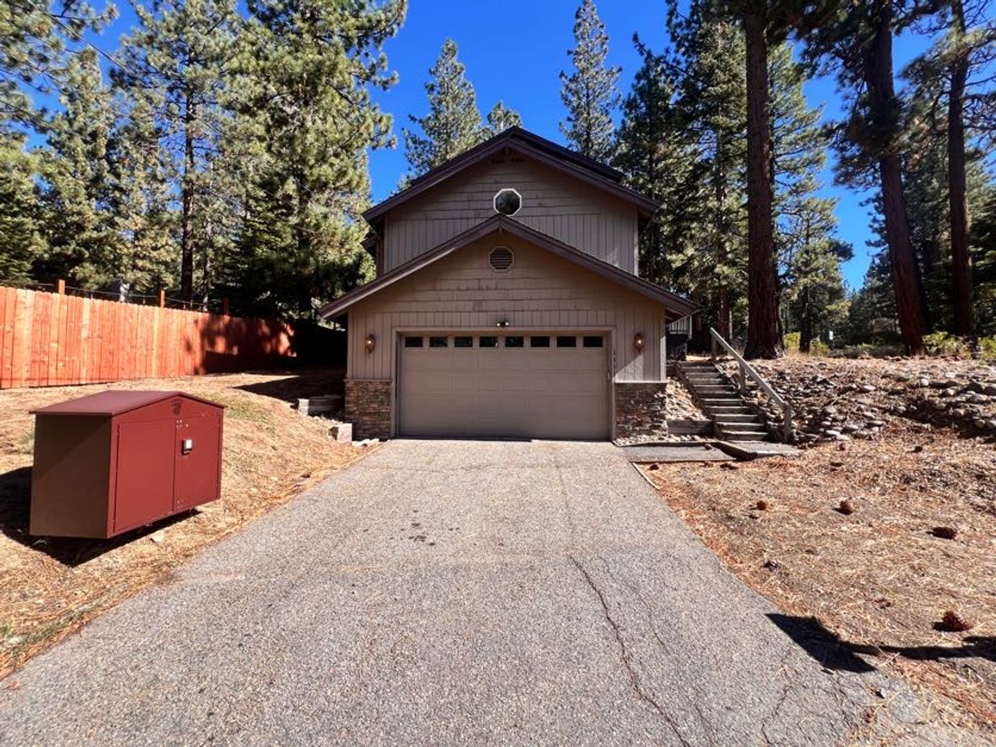 1111 Nottaway Drive , South Lake Tahoe, CA 96150