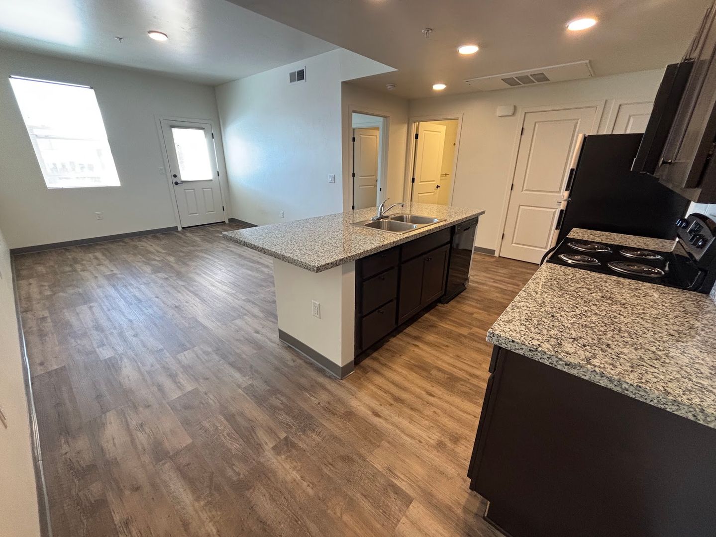 Gardnerville Apartment: 1261-1271-1291 Crestmore Loop