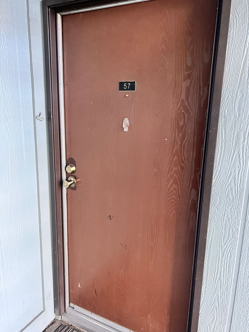 Reno Condo: 4602 Neil Road #57