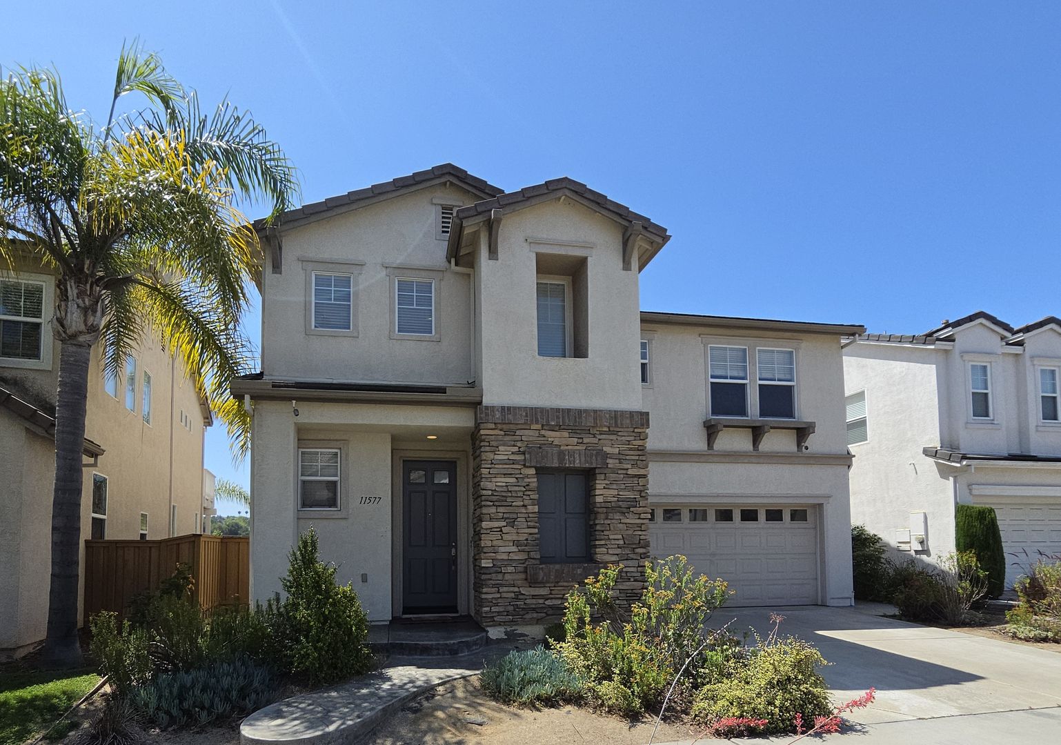 San Diego House: 11577 Trailbrook Lane