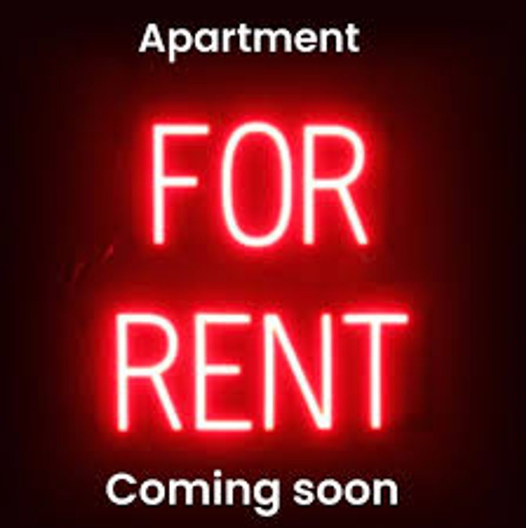 Ludlow Apartment: 97 Winsor St