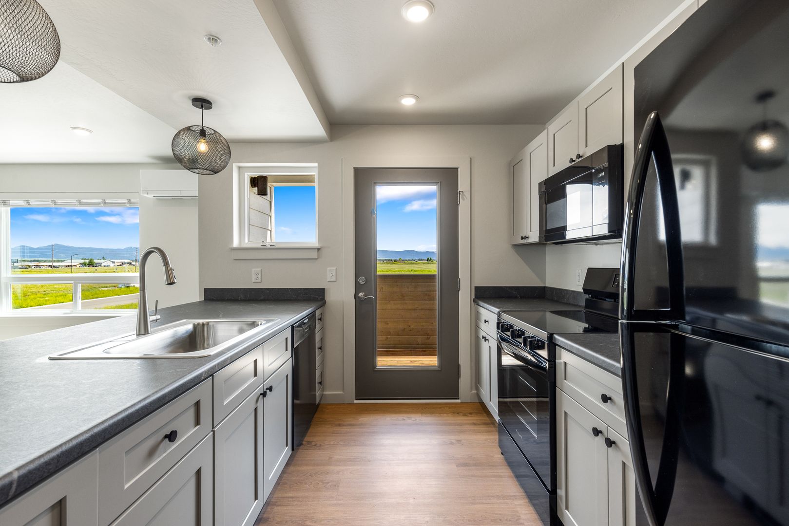 Belgrade Apartment: 172 Brewers Blvd.