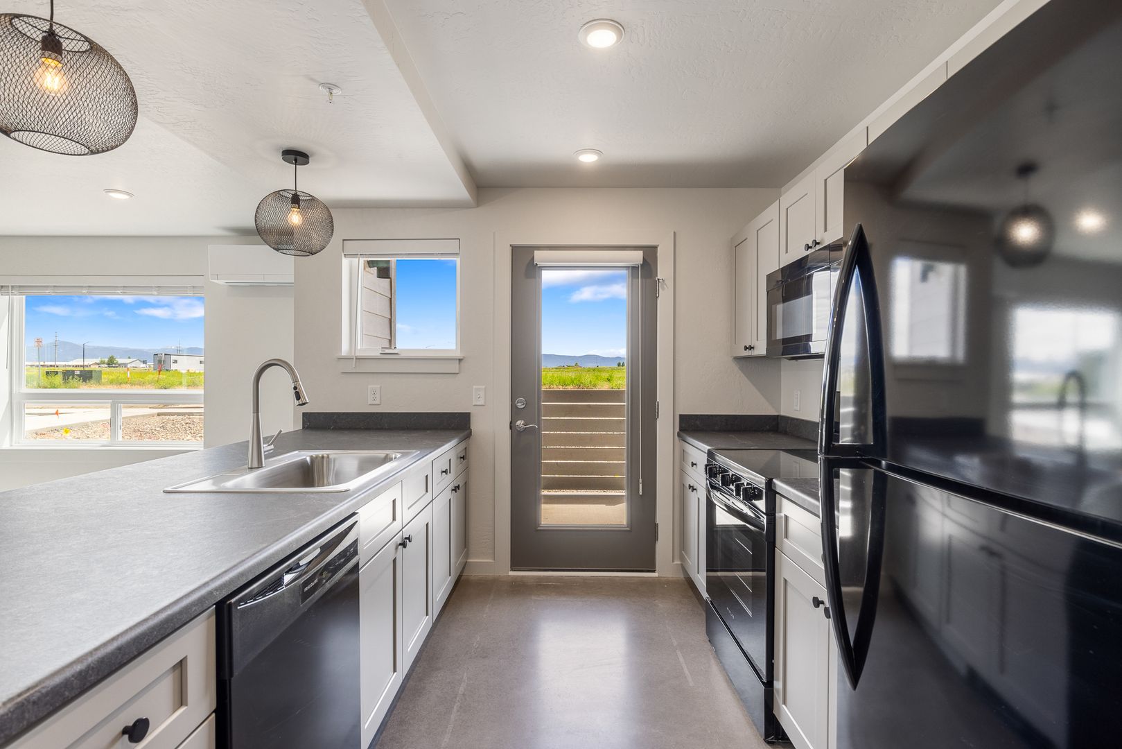 Belgrade Apartment: 172 Brewers Blvd.