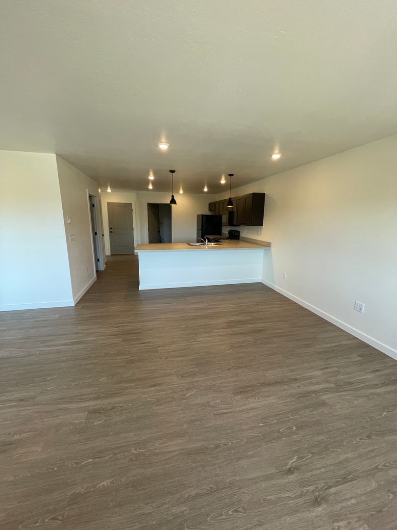 Bozemean Apartment: 1515 Windrow Dr