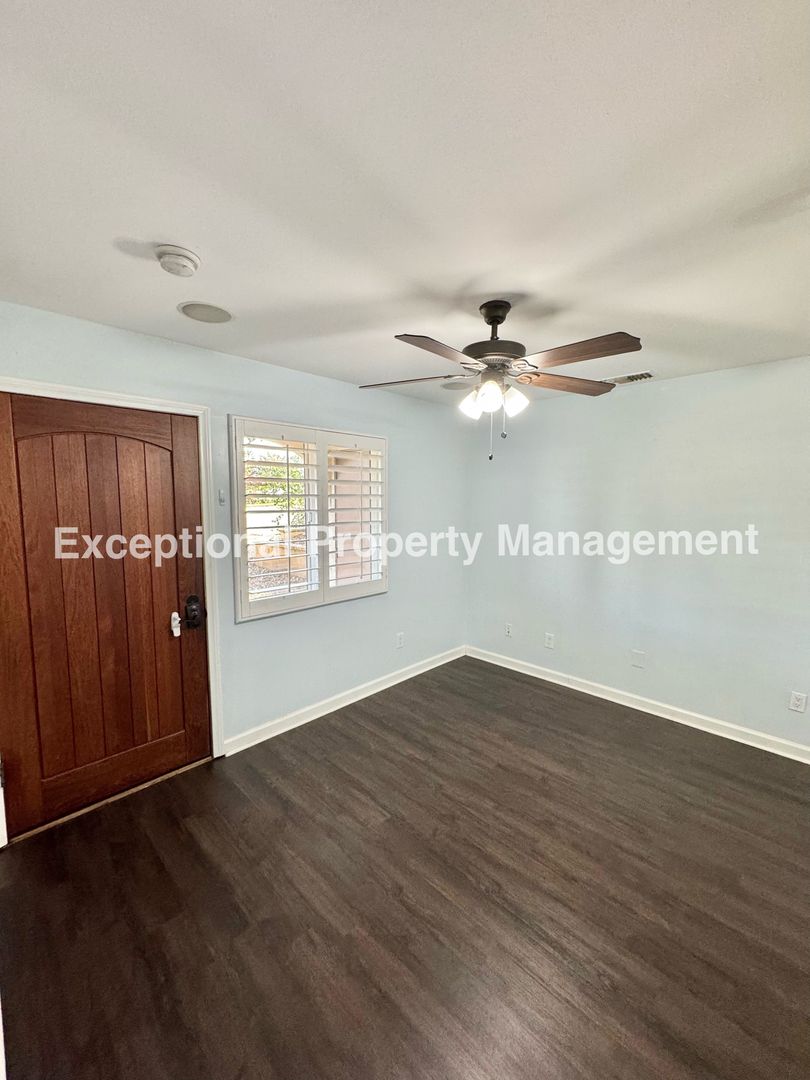 Redlands Apartment: 340 S. San Mateo St.