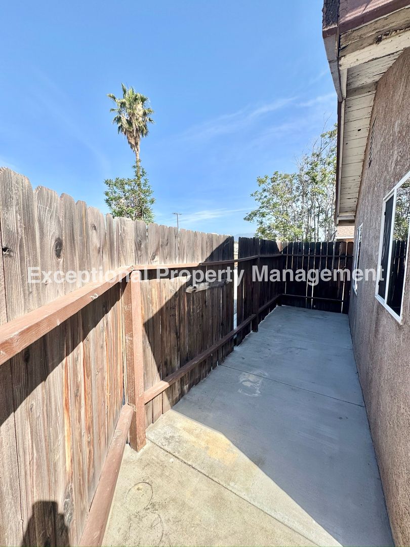 San Bernardino Apartment: 162 S Pershing Ave., Unit C