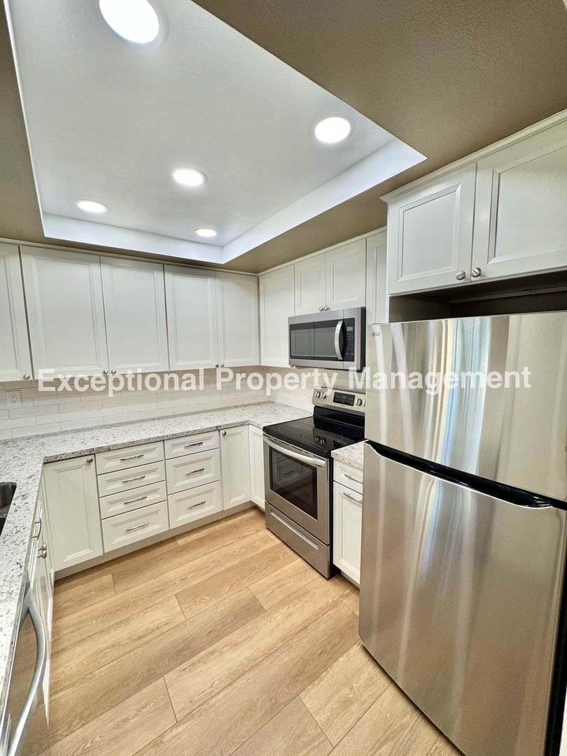 Rancho Cucamonga House: 10038 1/2 Baseline Rd.