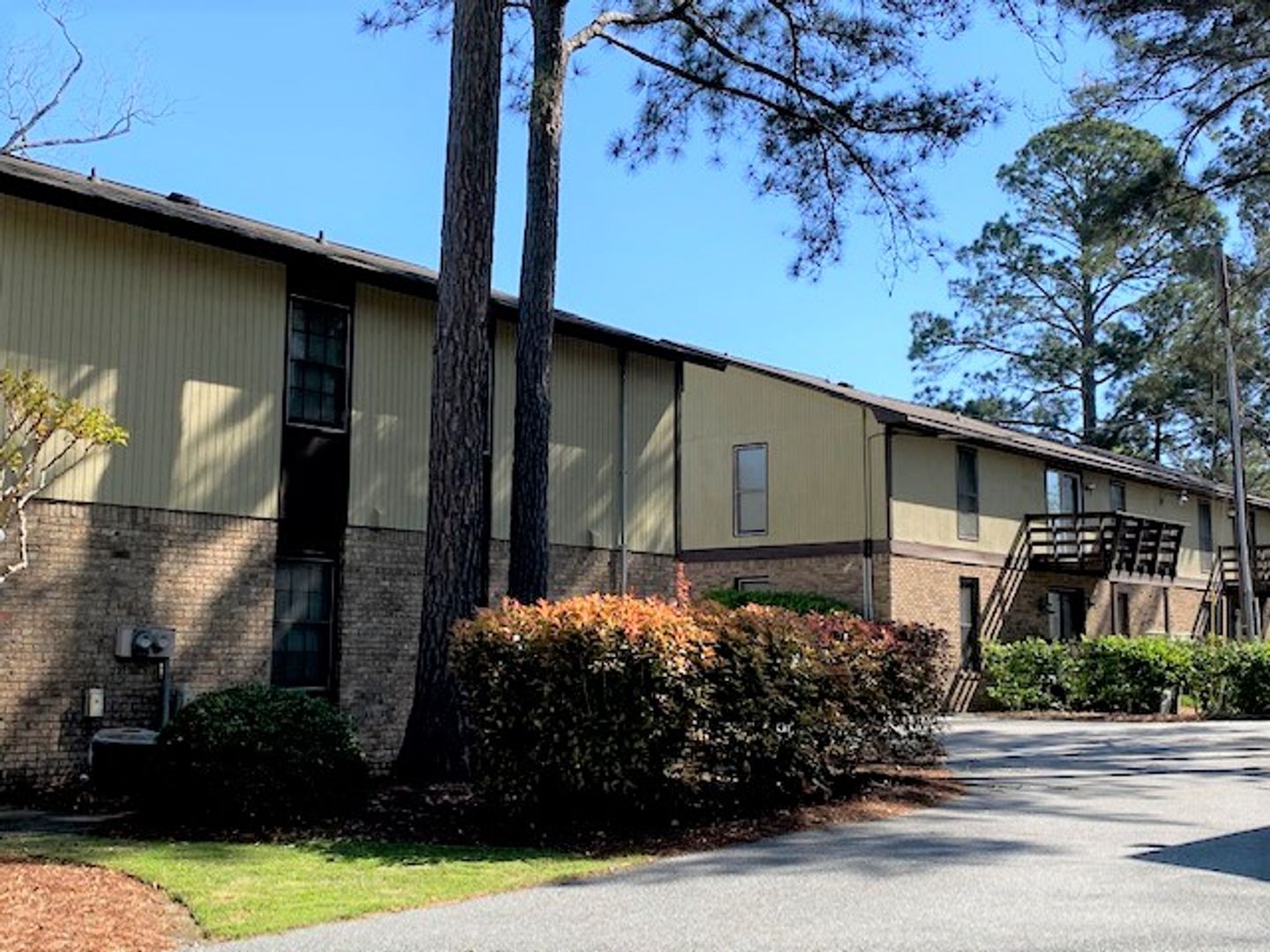 Columbus Apartment: 1315 Wildwood Ave.