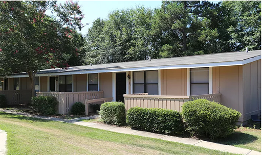 Wesley Pines Apartments 2BR/2BA – photo 1
