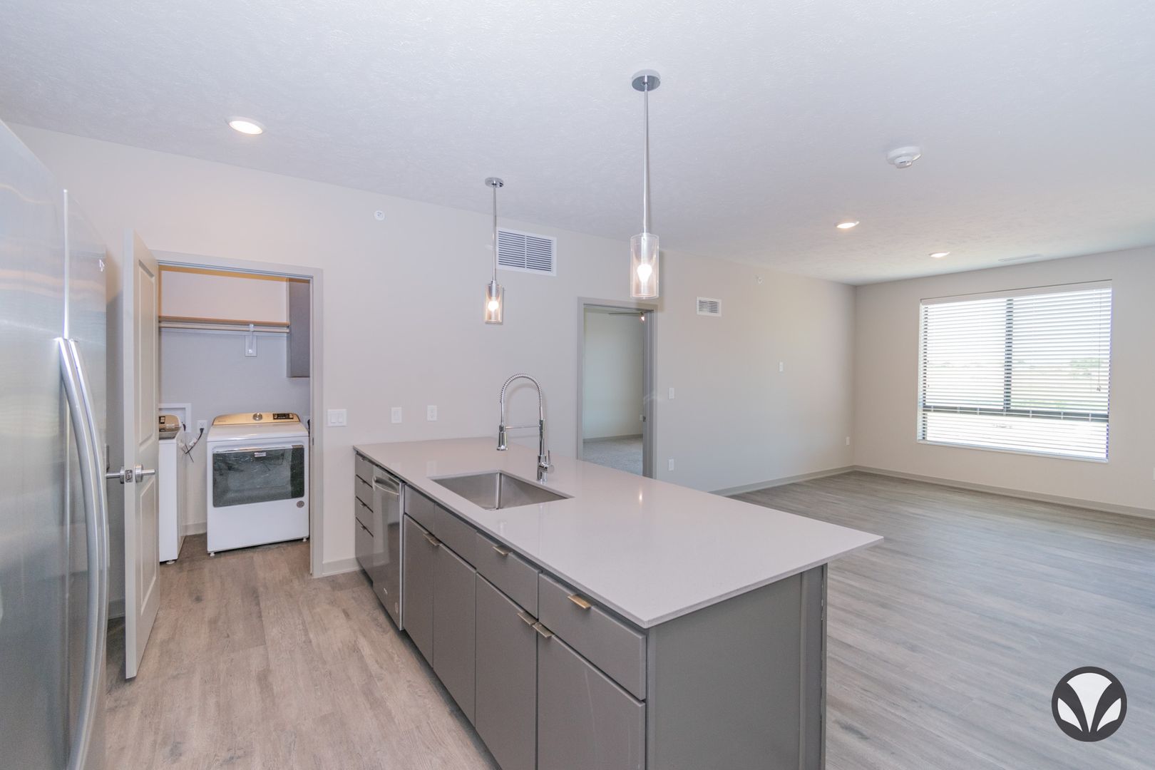 Lincoln Apartment: 4421 Bridle Lane