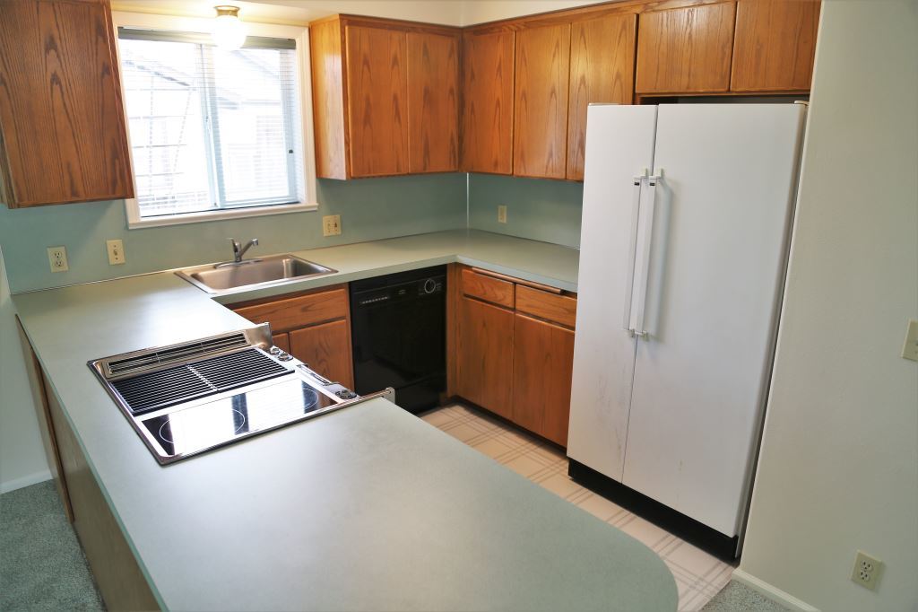 Corvallis Apartment: 1821 NW Highland Dr.