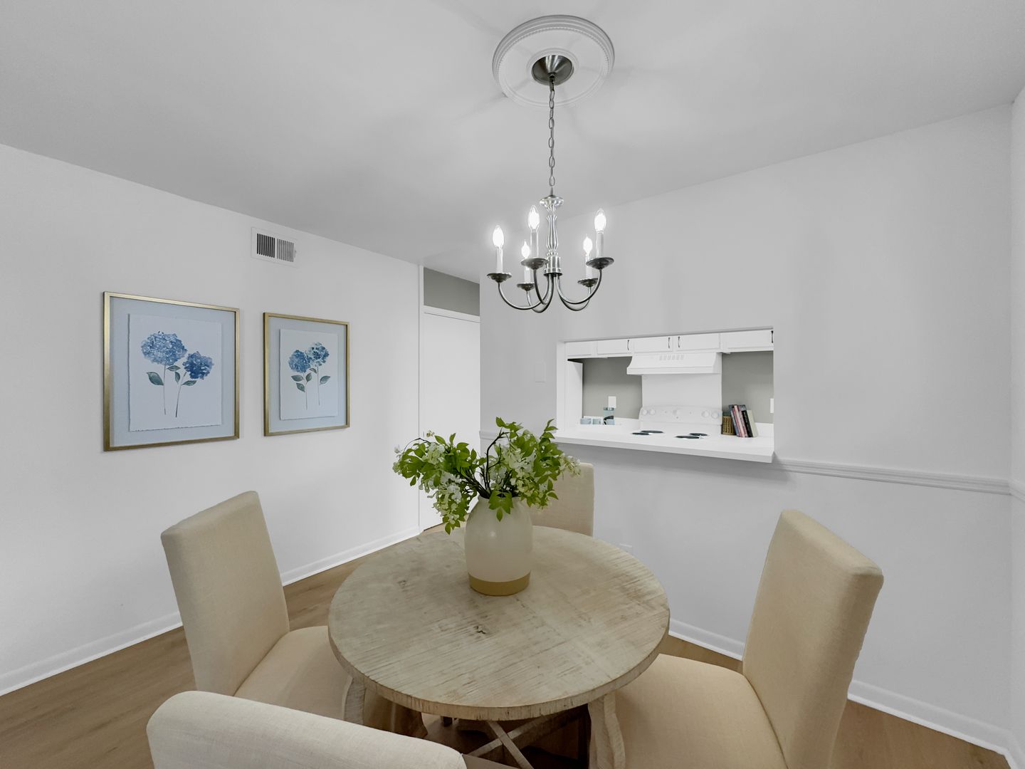 Birmingham Apartment: 3125 Napoleon Ct.