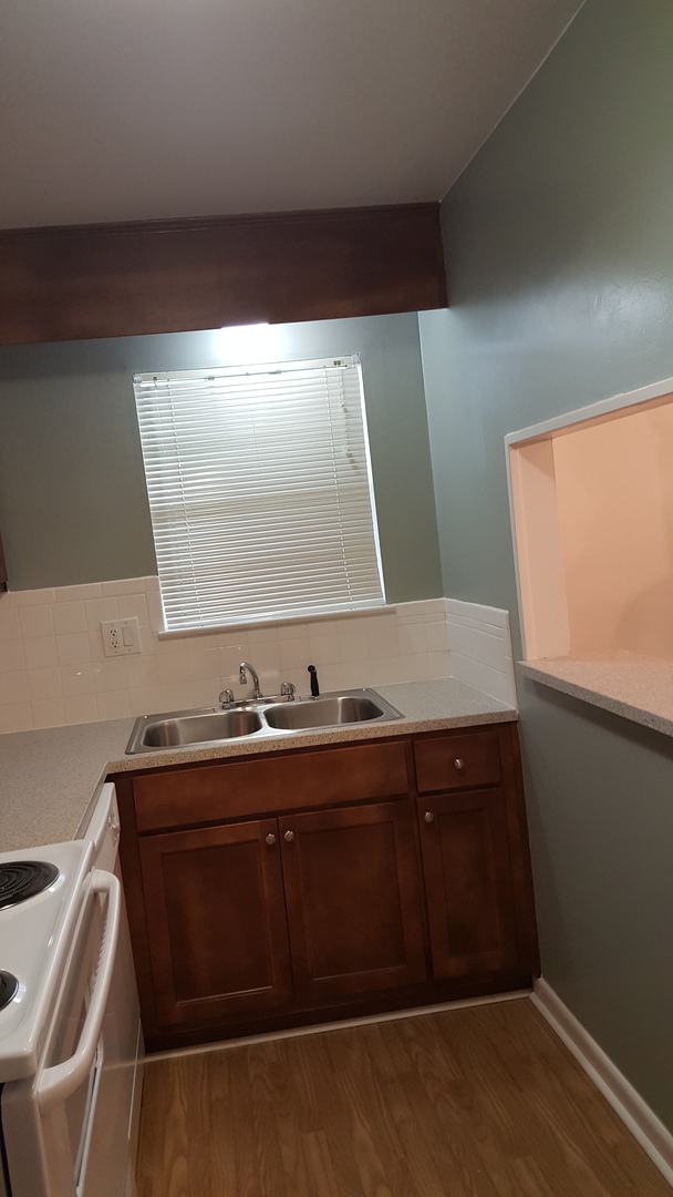 Birmingham Apartment: 3125 Napoleon Ct.