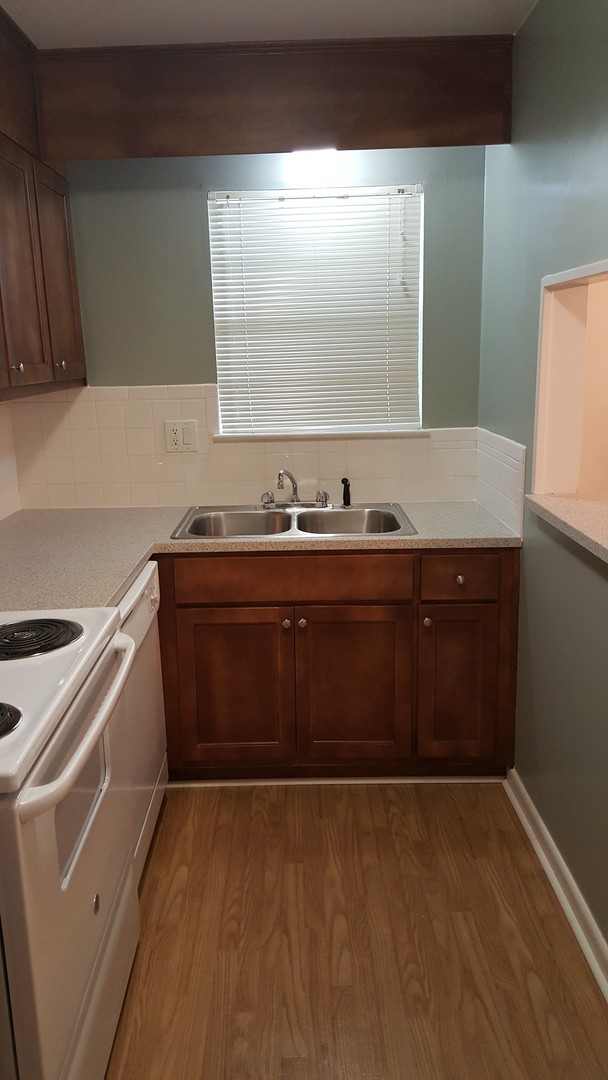 Birmingham Apartment: 3125 Napoleon Ct.