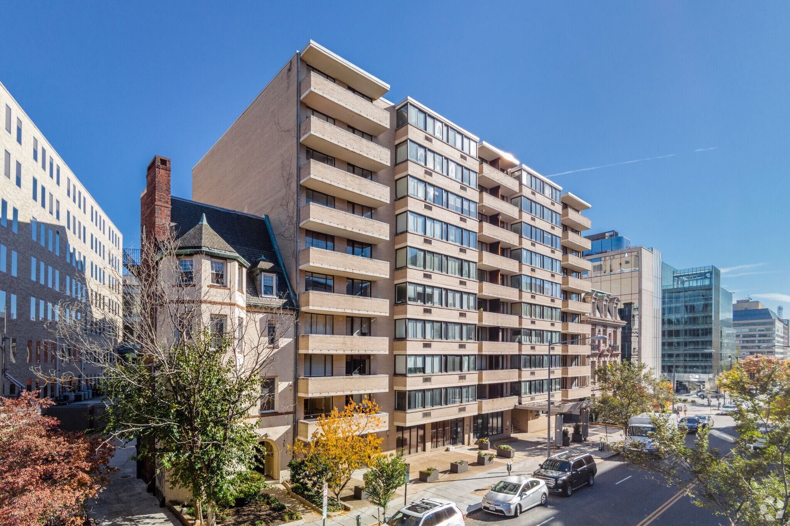 Washington Condo: 1325 18th ST. NW