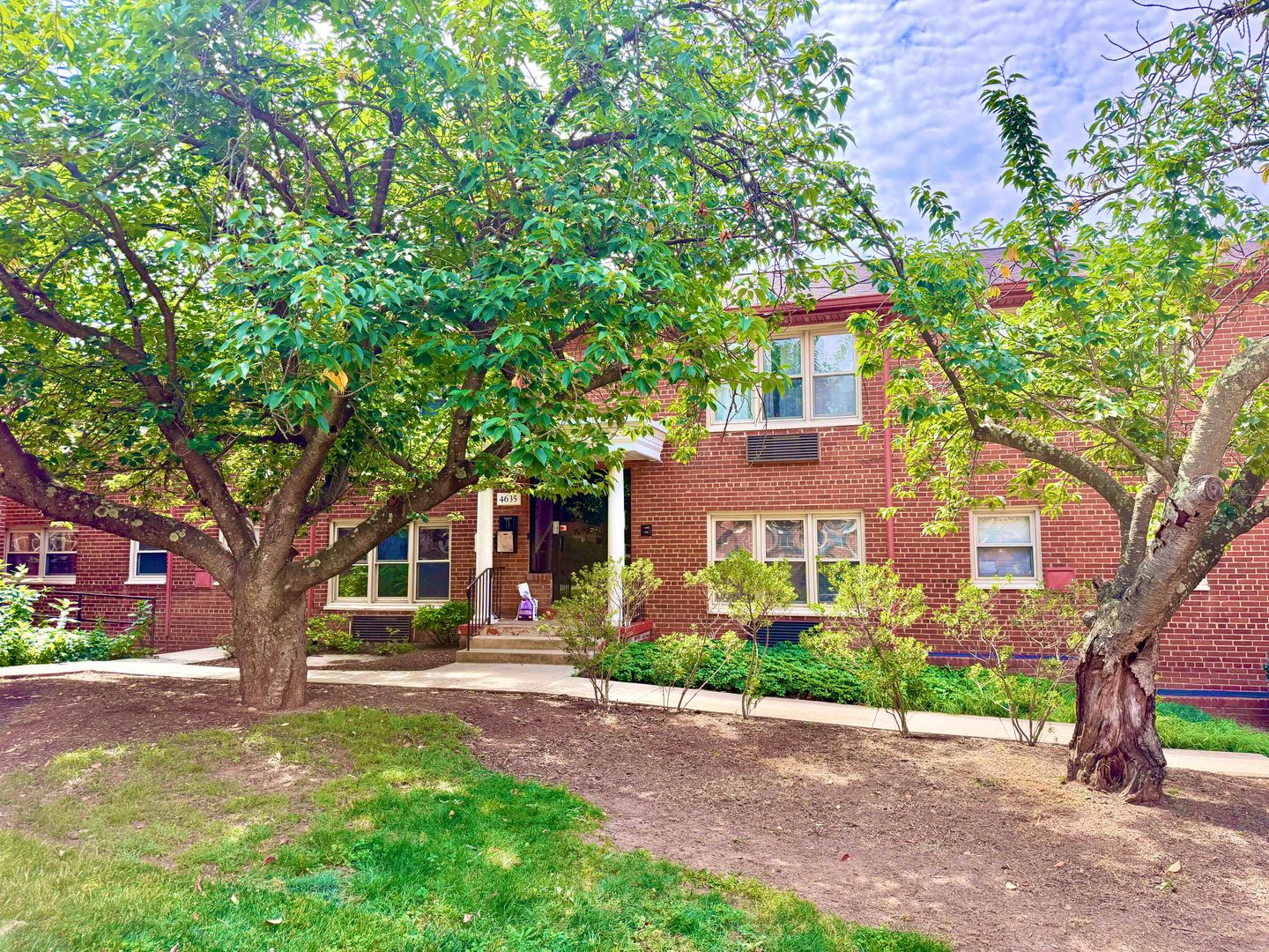 Arlington Condo: 4635 20th Road, North #5