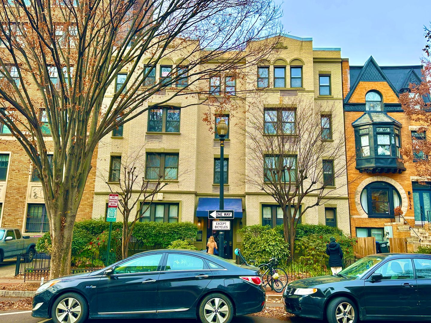 Washington Condo: 1726 17th Street, NW #404