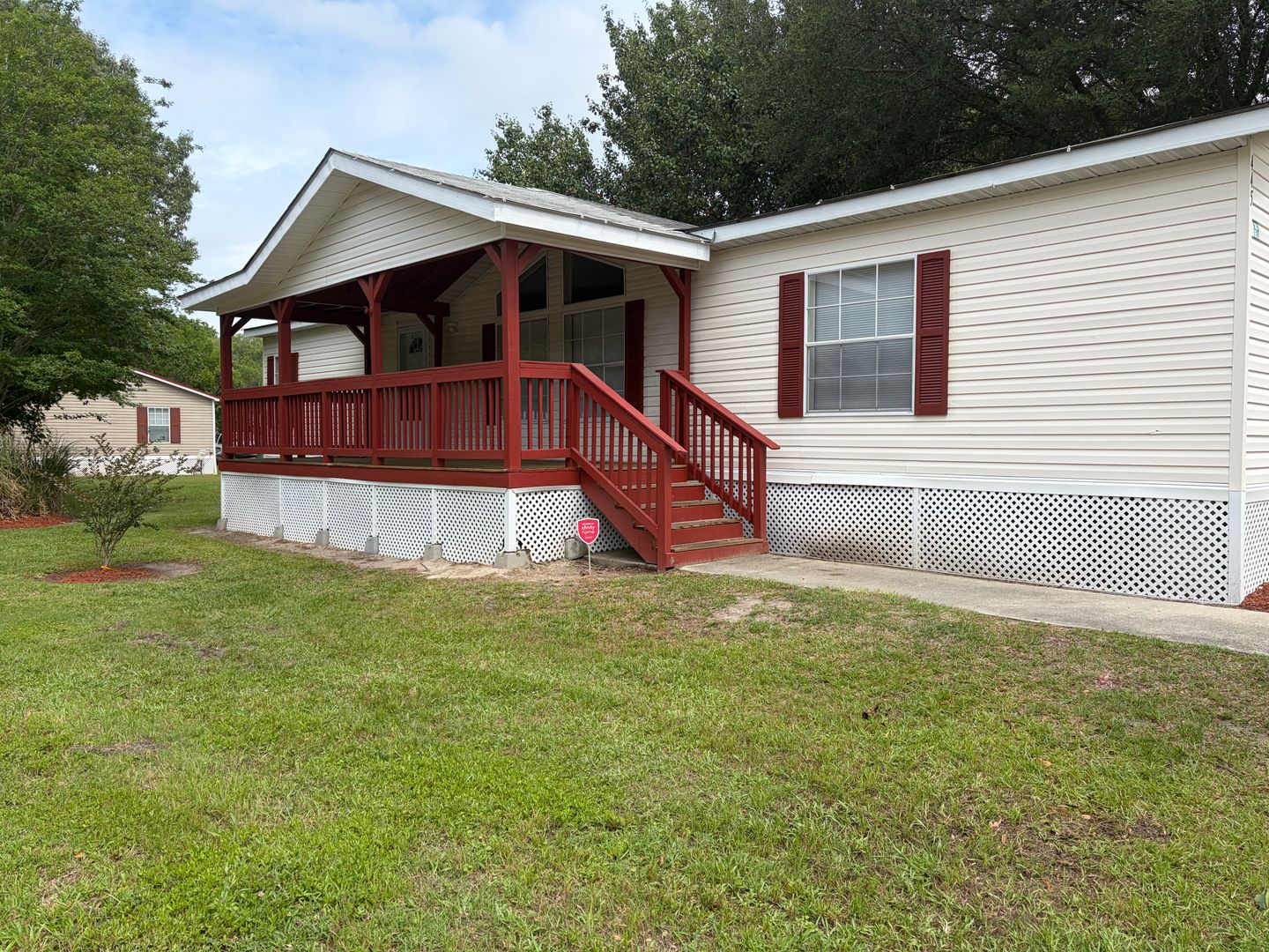 Pooler Apartment: 1105 S. Rogers St.