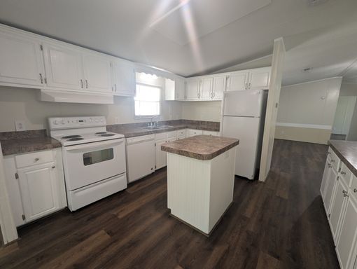 Unit N – photo 1