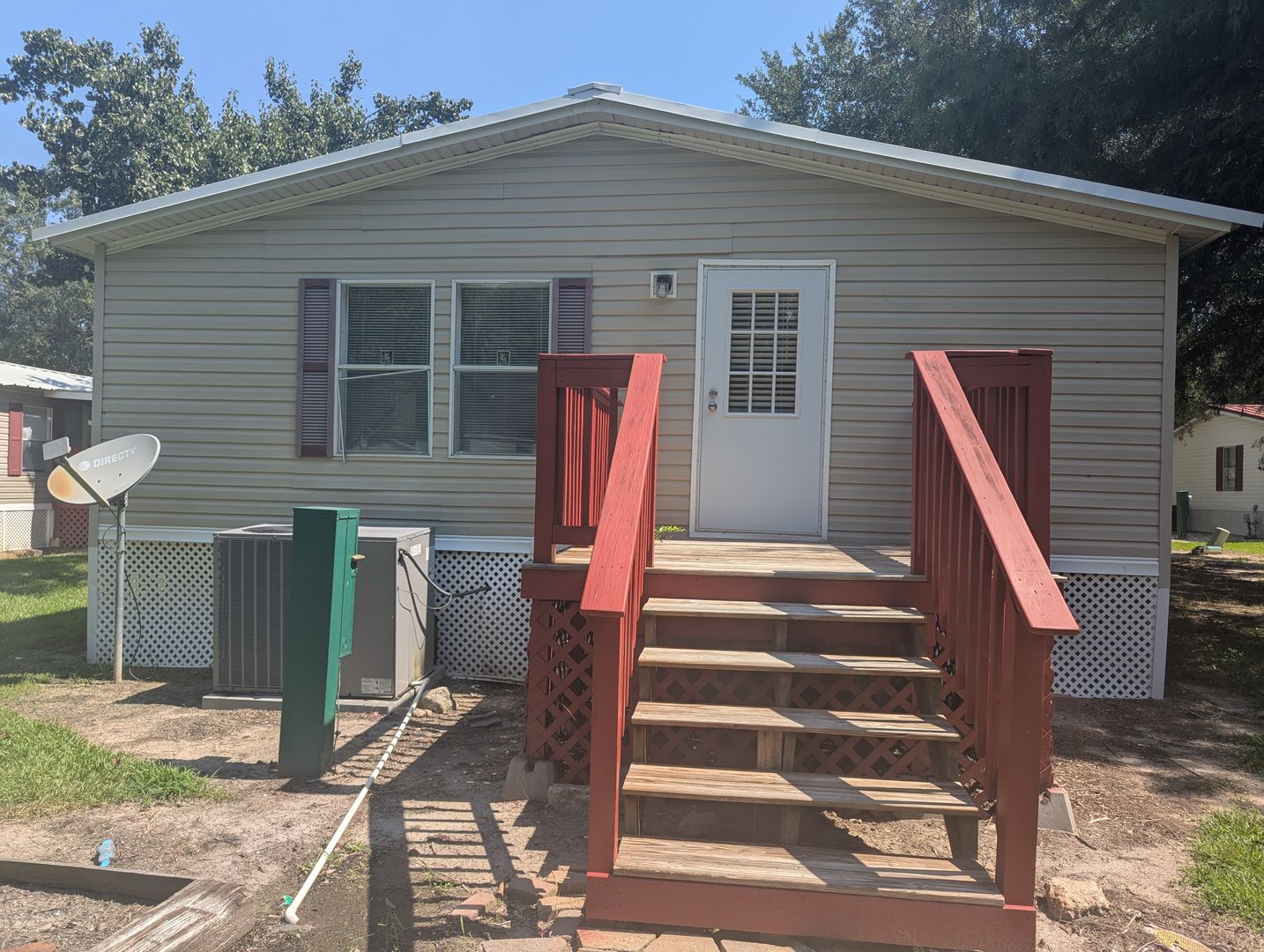 Pooler Apartment: 1105 S. Rogers St.