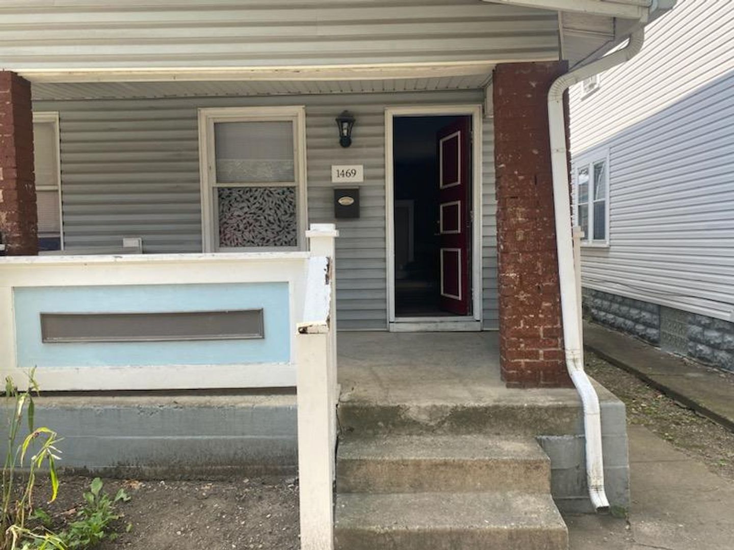Columbus Apartment: 1469 N. Grant Ave.