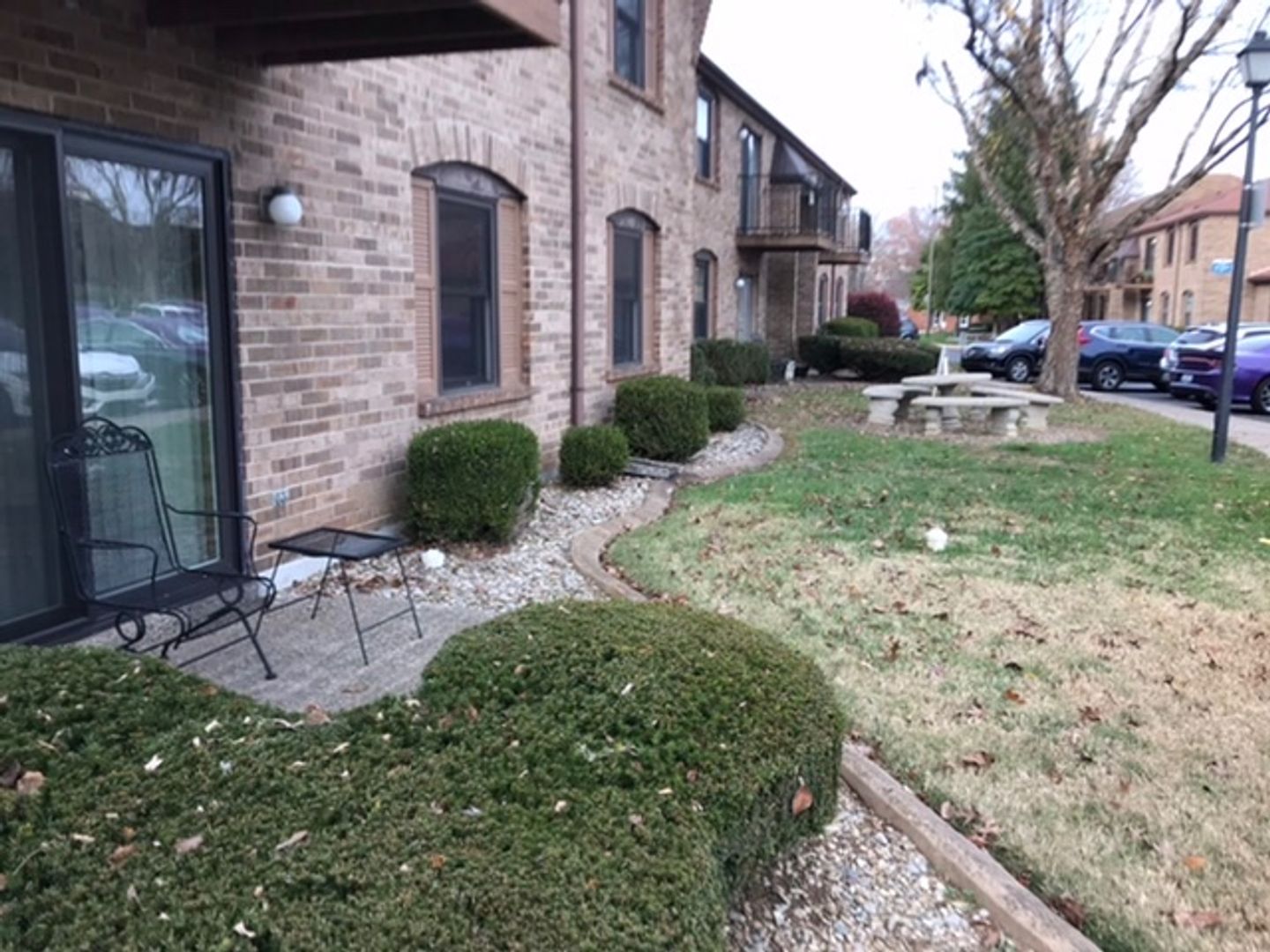 Louisville House: 6516 Six Mile Lane #2