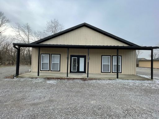 2 Bed 1 Bath Rental at 18206 Shelbyville Road, Fisherville, KY – photo 1