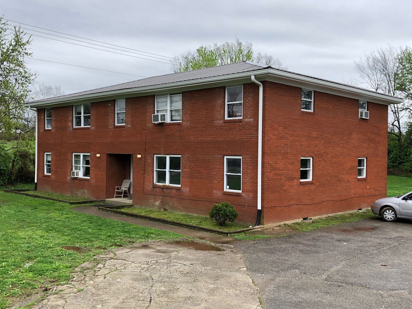 Shelbyville Apartment: 460 Old Seven Mile Pike 4-Plex