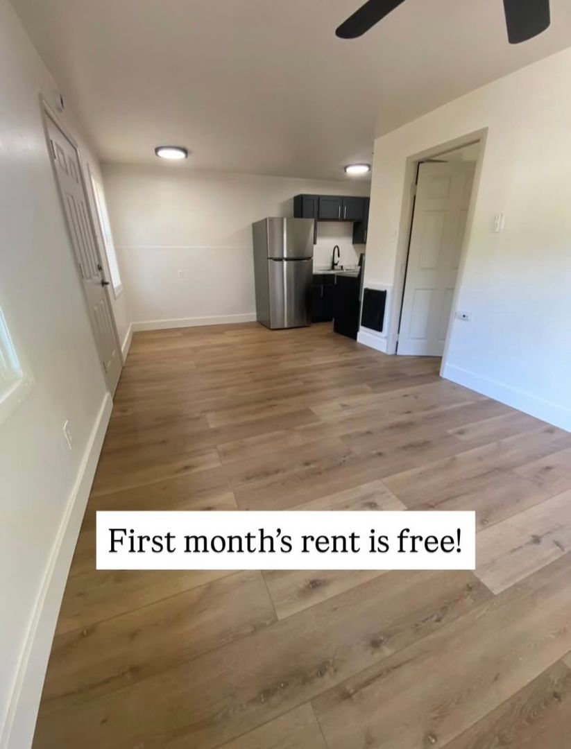 Saint Louis Apartment: 120 Bellerive Blvd