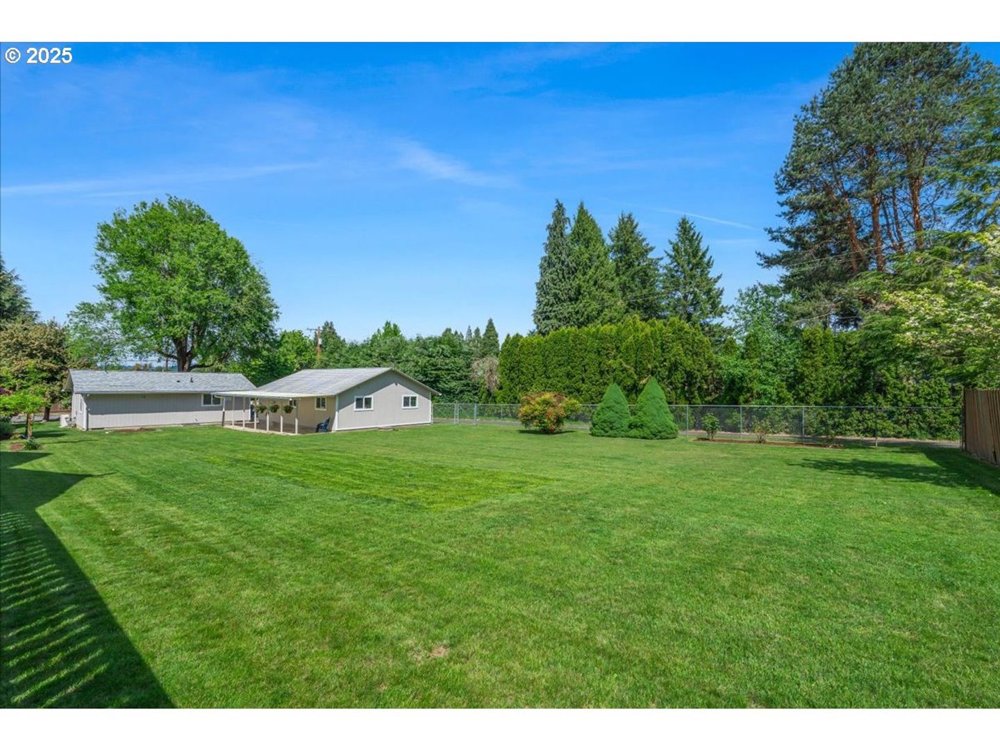 Portland House: 10940 SW North Dakota St