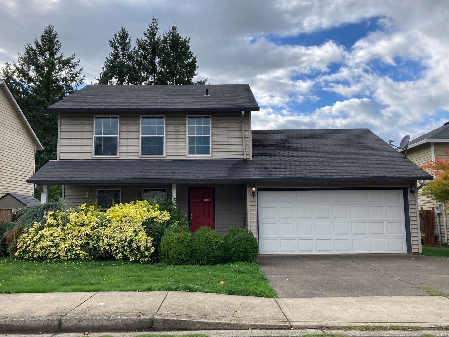 Lafayette House: 115 Haylen Drive