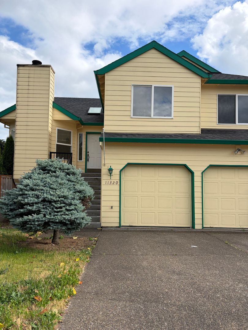 Beaverton House: 11320 SW Clifford St