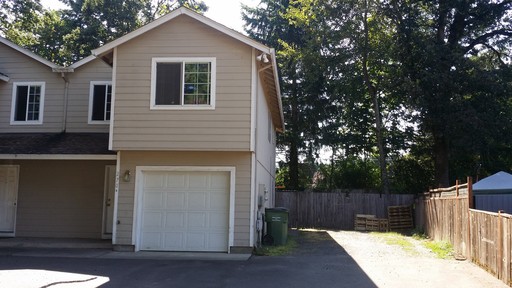 3-Bedroom Townhouse in Dundee