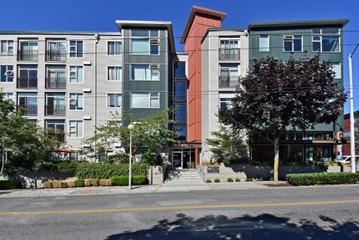 Spacious 2BR/1.75BA Condo in Convenient Location (Central District) – photo 1