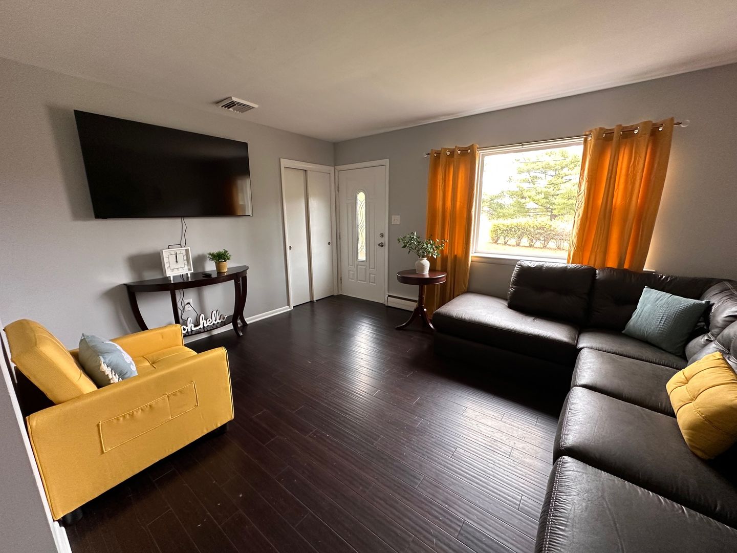 Lancaster House: 1325 Rohrerstown Road