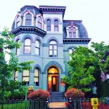 439 N Duke st, Lancaster PA 17602 -Upper Level office #4