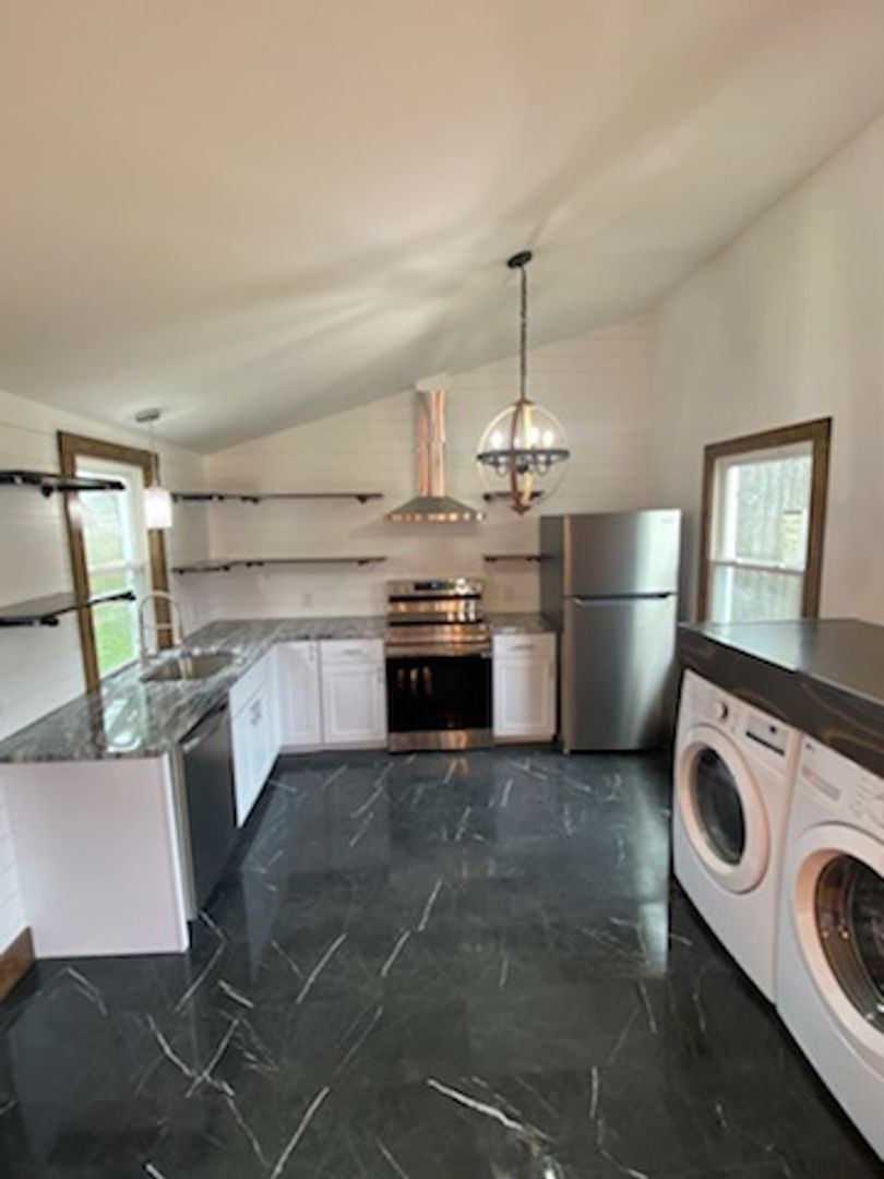 Mount Joy House: 116 West Donegal Street