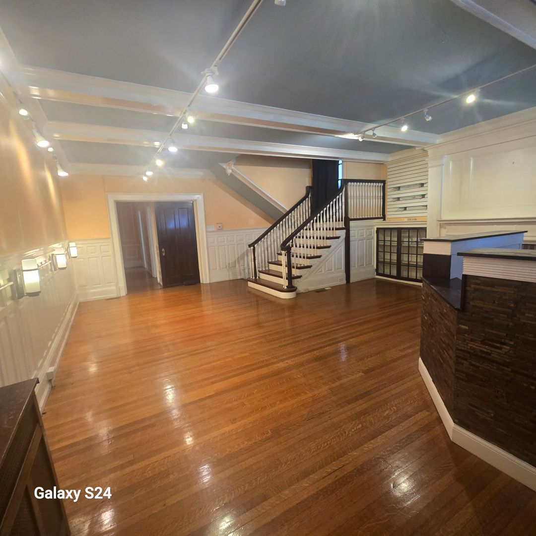 Lancaster Apartment: 428 North Duke Street