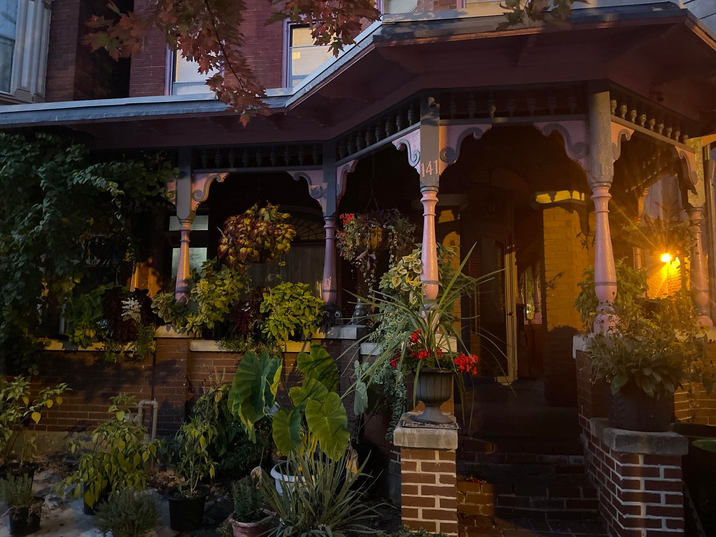 Lancaster Apartment: 141 East Lemon Street