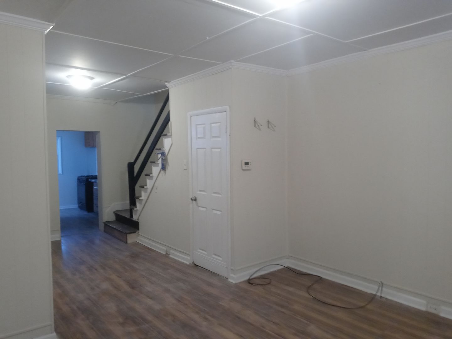 Lancaster House: 619 Lake Street