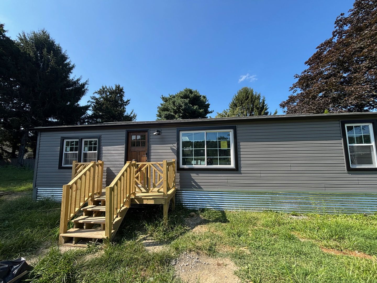 Columbia House: 724 S 18th St