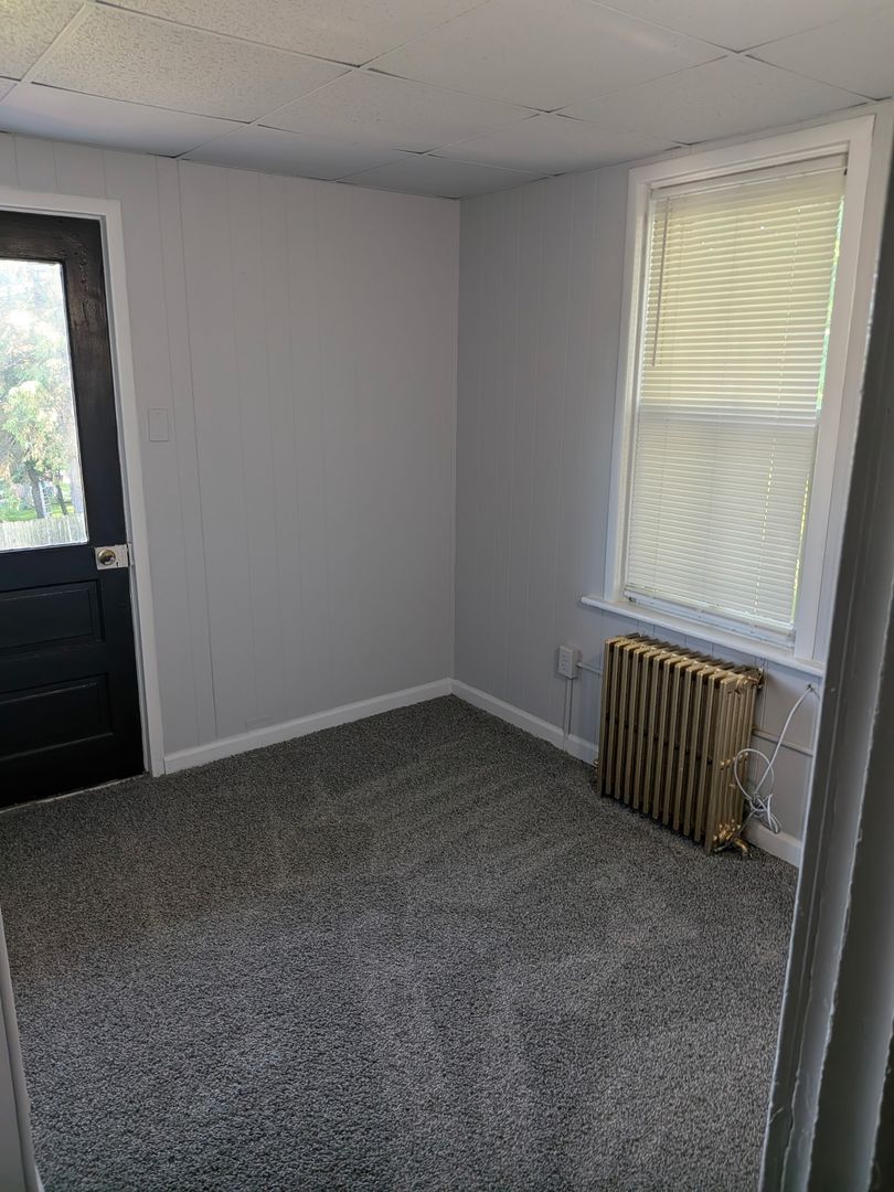 Lancaster House: 1216 Clark Street