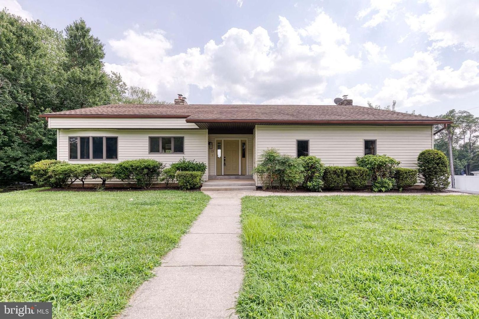 Owings Mills House: 18 Byway Road