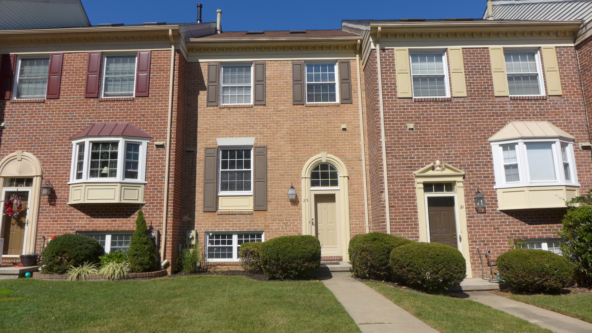 Cockeysville House: 23 Valley Crossing Circle