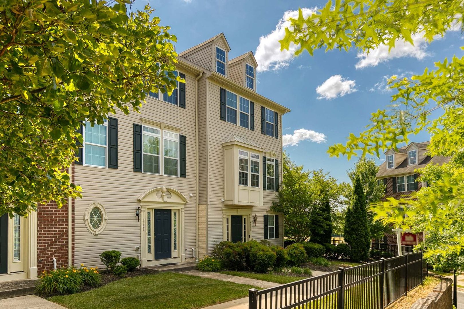 Owings Mills House: 9301 Paragon Way